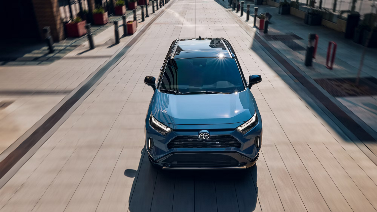 RHV_MY25_0004_V001_desktop